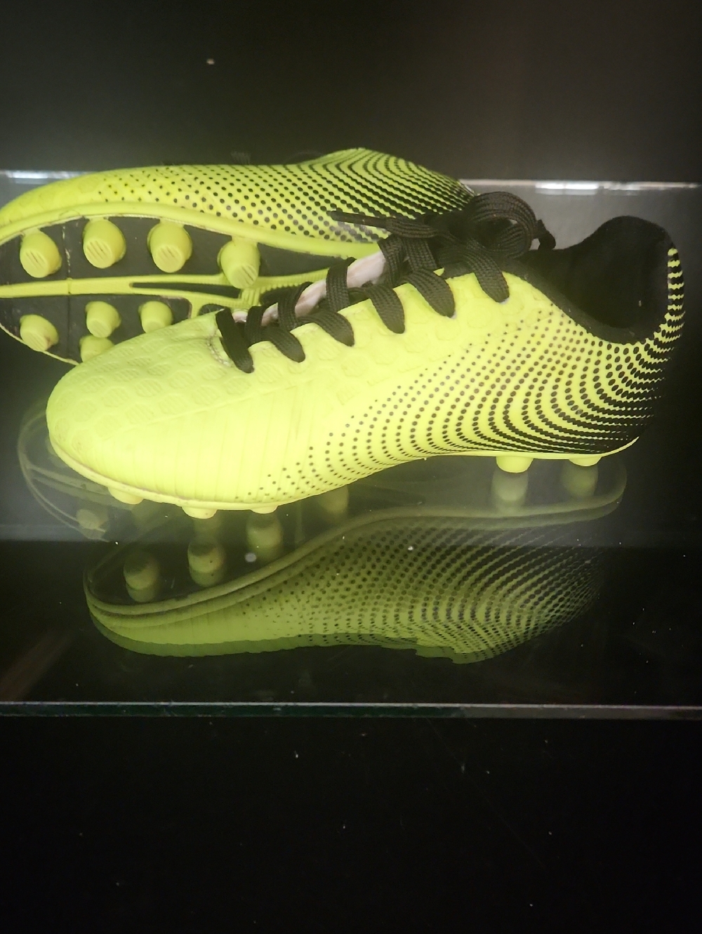 Kids Neon Yellow Soccer Cleats - Lightweight Football Sneakers